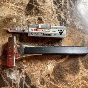 *Used* Vintage Schick Super Chromium Razor with Black Handle